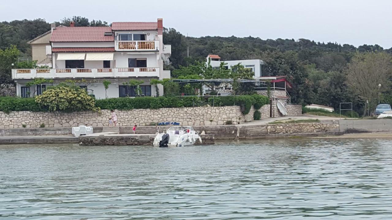 Apartmani Marenda Supetarska Draga Exterior foto