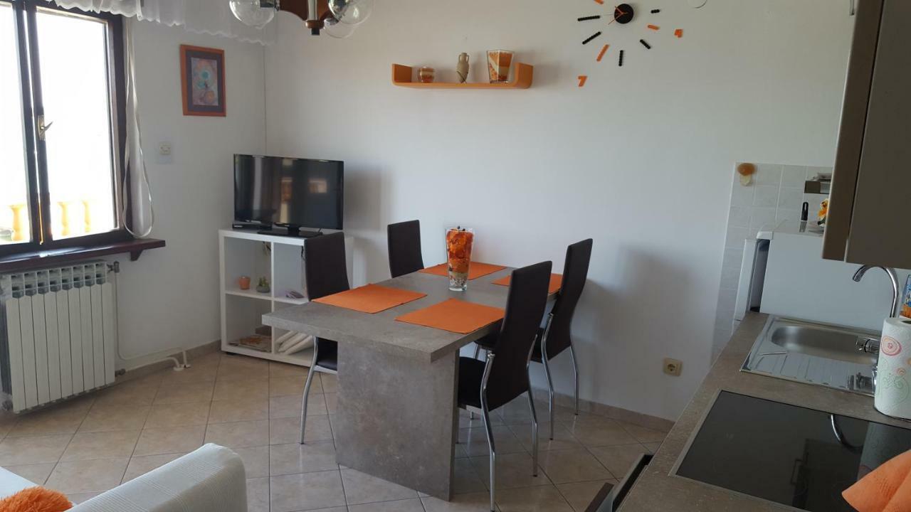 Apartmani Marenda Supetarska Draga Exterior foto